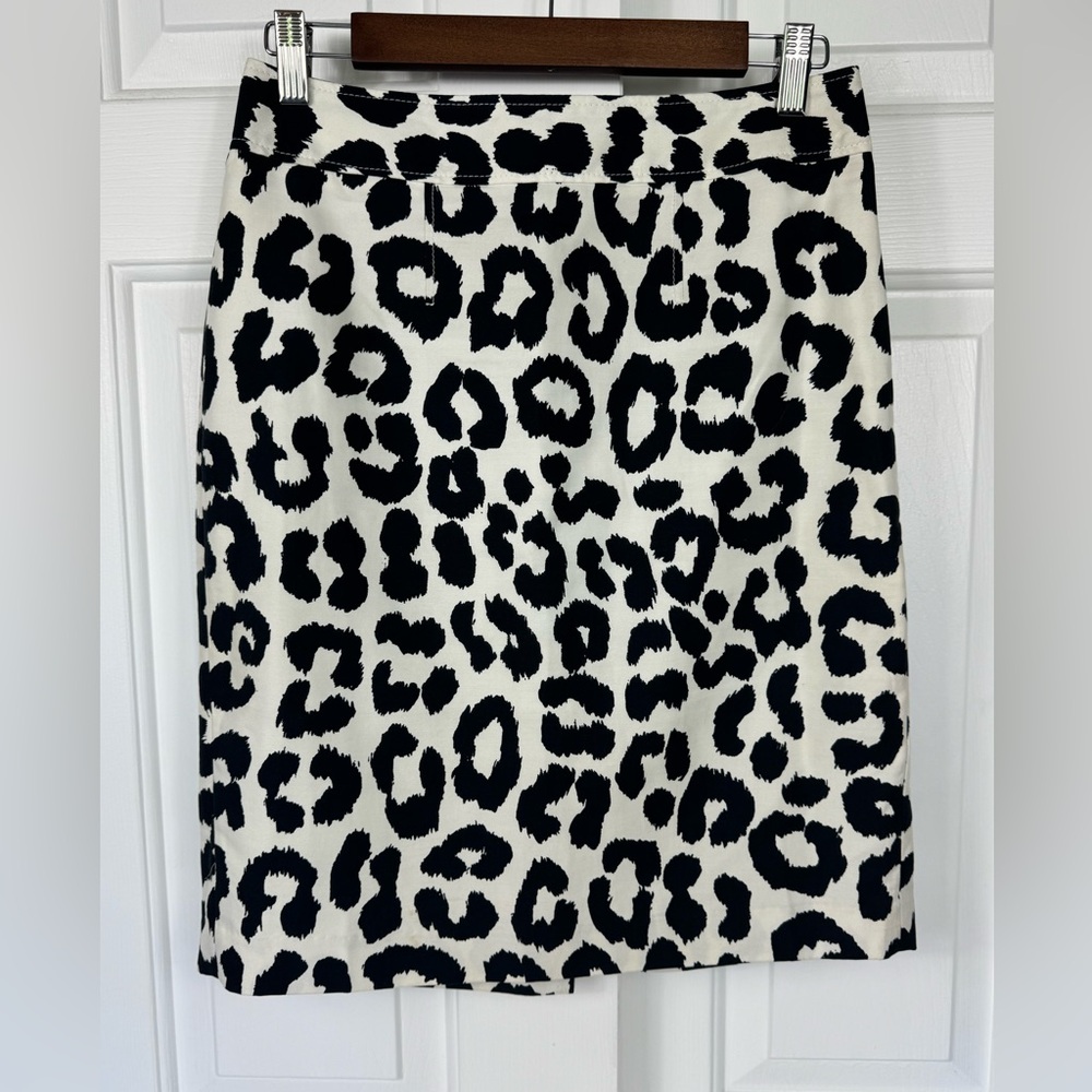 Ann Taylor Loft Womens Skirt Black Ivory Size 4 Animal Print Pencil Silk Cotton